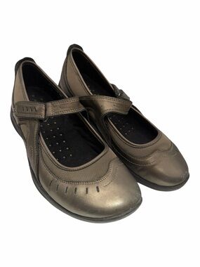 Clarks Womens Wave Walking Shoes Metallic Mary Jane Leather Size 8 Velcro